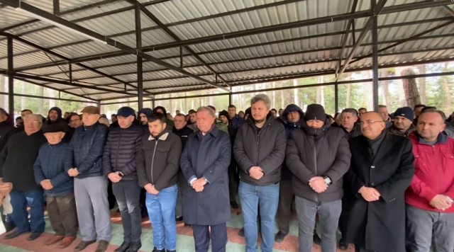 Rahmoğlu Halı’nın Sahibi Sedat Turalı Asrı Mezarlıkta Son Yolculuğuna Uğurlandı