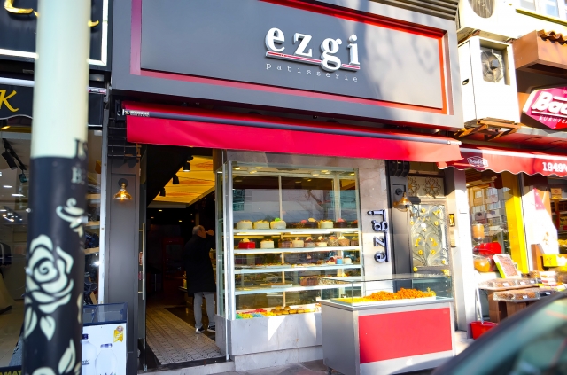 Ramazan Bayramı’nda Tatlı Şöleni: Ezgi Patisserie’den!