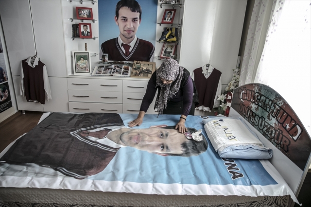  
Reyhanlı'daki terör saldırısının acılı anneleri, Anneler Günü'nde hüzünlü