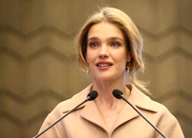 Rus model Vodianova'dan adet dönemi mücadelesi 