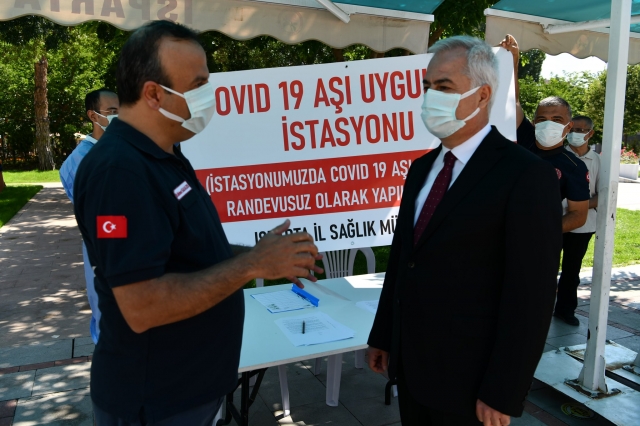 SALGINLA MÜCADELEDE AŞI SEFERBERLİĞİ SÜRÜYOR