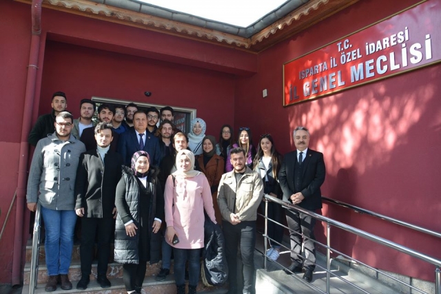 SDÜ ÖĞRENCİLERİNDEN İL GENEL MECLİSİNE ZİYARET
