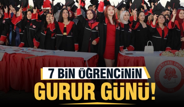 SDÜ'de 7 Bin Öğrenci Mezuniyet Töreniyle Gurur Günü Yaşadı