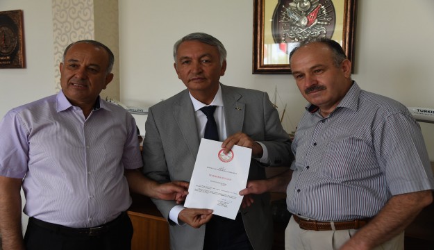 SEÇİM KURULUNDAN BAŞKAN GÜNAYDIN’A TEŞEKKÜR BELGESİ