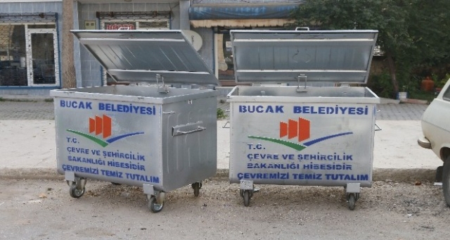 ​Sıfır Atık Projesi Kapsamında Bucak'a 80 Çöp Konteynırı