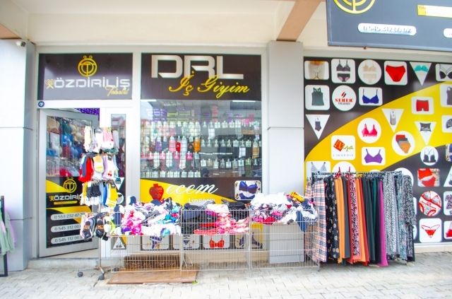 Şıklık ve Ekonomi Bir Arada: Özdiriliş Tekstil ile Moda Rüzgarı!