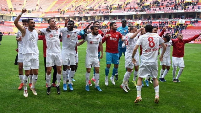 Sivasspor başarılı performansıyla taraftarını heyecanlandırdı