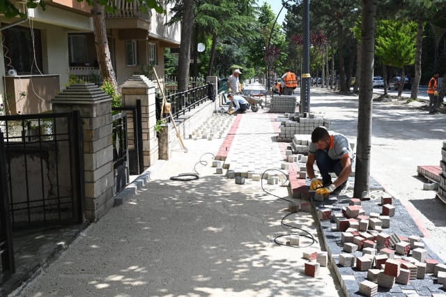 SONA GELİNEN İSTASYON CADDESİ ÇALIŞMALARI: IĞSPARTA’NIN YENİLENEN YÜZÜ GÖRÜCÜYE ÇIKIYOR!