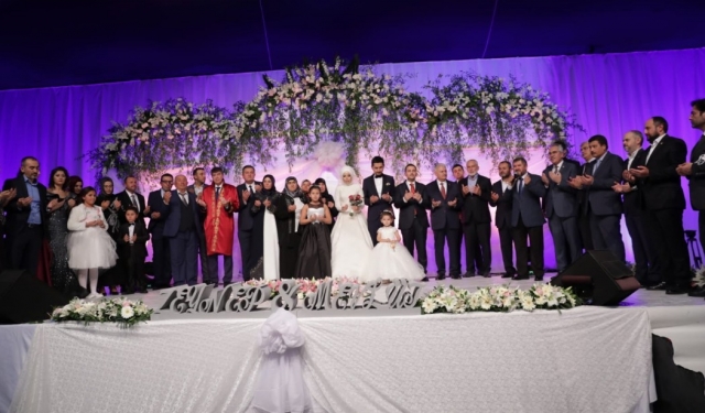 TBMM Başkanı Binali Yıldırım nikah şahidi oldu  