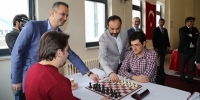 &Uuml;niversitelerarası Satran&ccedil; Turnuvası başladı