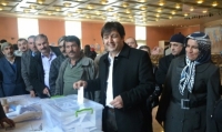 AK PARTİ&rsquo;DEN STK&rsquo;LARA &ldquo;KİMİ İSTERSİNİZ&rdquo; OYLAMASI