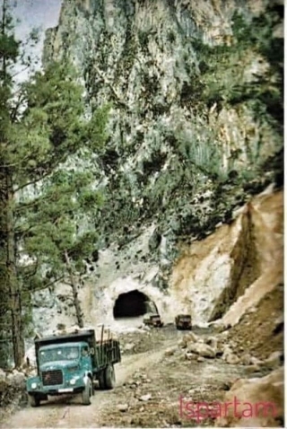 1978'de Antalya Dereboğazı Yolu Yapımı: İnsan Emekleriyle Kazılan Tüneller