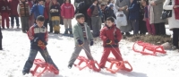 Nisan ayına Rağmen Davraz&rsquo;da kayak yapılabiliyor