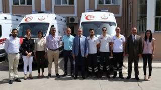 Antalya İl Sağlık M&uuml;d&uuml;rl&uuml;ğ&uuml;ne 3 yeni tam donanımlı ambulans 