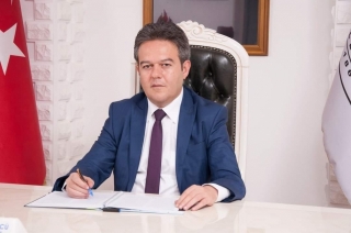 Başkan T&uuml;t&uuml;nc&uuml;'n&uuml;n 23 Nisan mesajı