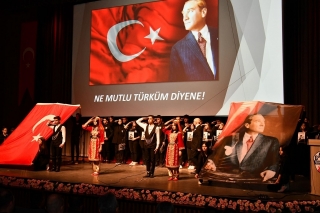 Gazi Mustafa Kemal Atat&uuml;rk, 85. &Ouml;l&uuml;m Yıl D&ouml;n&uuml;m&uuml;nde Isparta'da Saygıyla Anıldı