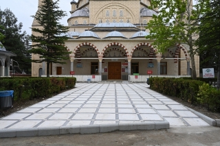 Hayırlar Selimiye Camiinin &ccedil;evre d&uuml;zenlemesi yapıldı