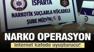 İnternet kafeye uyuşturucu baskını 