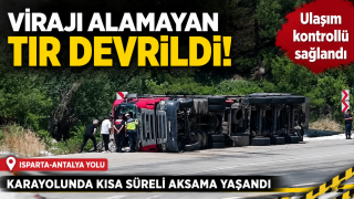 Isparta Antalya Yolunda Tır Devrildi