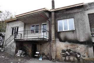 Isparta Belediyesi, Yangın Mağduru Aileye Yardım Eli Uzattı