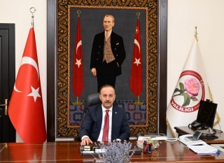 Isparta Valisi Abdullah Erin&rsquo;den Yeni Yıl Mesajı