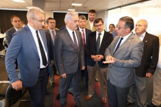 Isparta Valisi Seymenoğlu'ndan ITB ziyareti