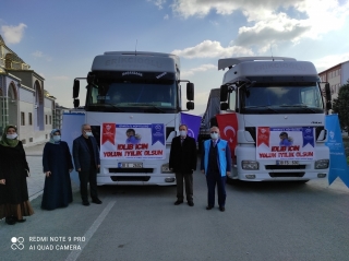 Isparta'dan ​Un Y&uuml;kl&uuml; 2 Tır İdlib&rsquo;e Uğurlandı