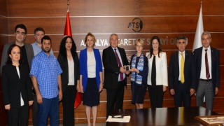 İsve&ccedil;li Yatırımcıların G&ouml;z&uuml; Antalya&rsquo;da   