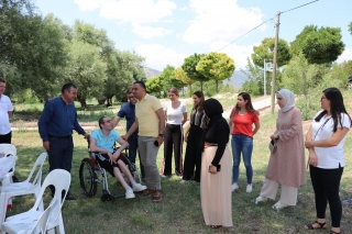 Rehabilitasyon Merkezi ve Huzurevi Sakinleri Bedre Plajında Buluştu