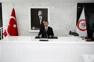 Rekt&ouml;r &Ccedil;arık&ccedil;ı&rsquo;nın 29 Ekim Cumhuriyet Bayramı Mesajı