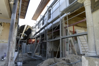 ​Tarihi &Uuml;z&uuml;m Pazarında 14 d&uuml;kkanın restorasyonu s&uuml;r&uuml;yor