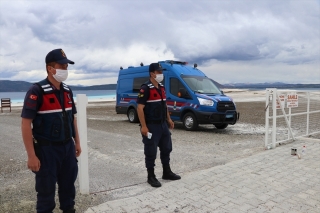 "Türkiye'nin Maldivleri" Salda Gölü kontrollü olarak ziyarete açıldı