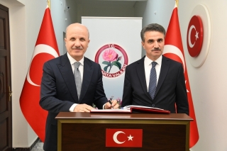 Y&Ouml;K Başkanı Erol &Ouml;zvar Isparta Valiliğini Ziyaret Etti