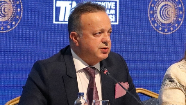 TİM Başkanı Gülle: İhracatta olumlu bir grafiğe imza atıyoruz