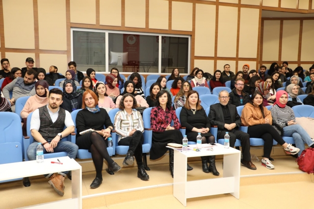 "Toplumsal Cinsiyet Eşitsizliği" SDÜ'de Ele Alındı