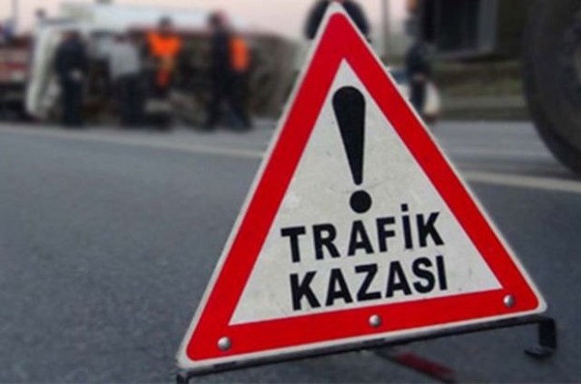 trafik kazası: 3 yaralı