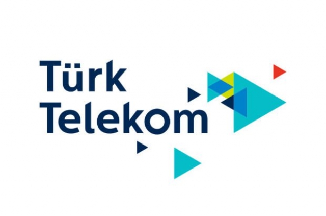 Türk Telekom'dan Anneler Gününe özel "Bi'Dünya Fırsat"