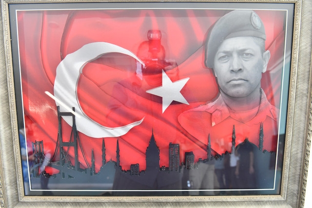 TÜRKİYE GEÇİLMEZ 15 TEMMUZ KONULU RESİM SERGİSİ ETKİNLİĞİ