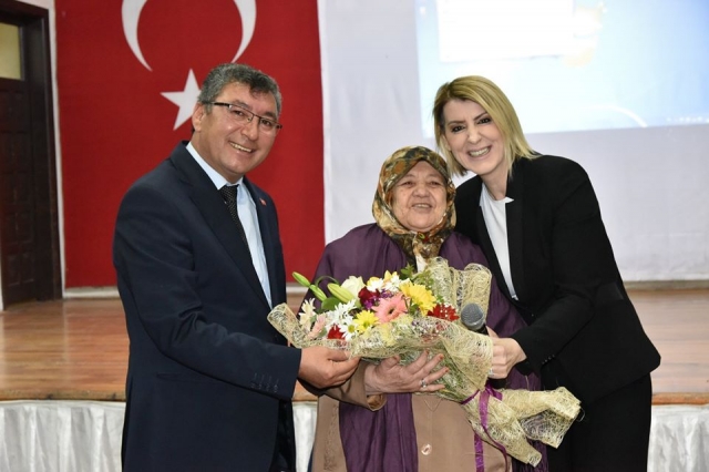 TÜRKÜSEV KONFERANSI ÇOK BEĞENİLDİ