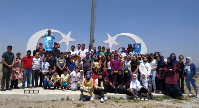 ''Tut elimi kardeşim'' projesi