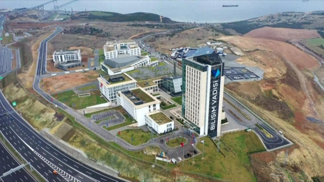 Tutar: '' Amacımız Bilişim Vadisi’nin bir
üssünü Isparta’da oluşturmak''