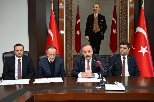 Uluborlu&rsquo;ya Modern Huzurevi: Protokol İmzalandı, Kapasite 90 Yatağa &Ccedil;ıkıyor

