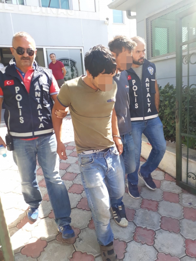  Uyuşturucu için camilerden musluk çalan 2 kişi yakalandı   