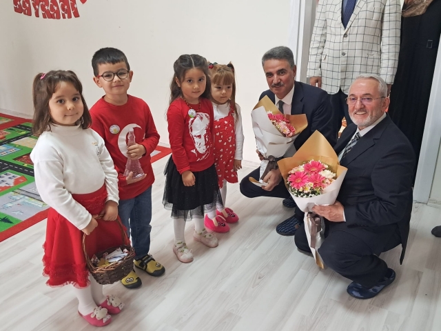 Vali Aydın Baruş, 4-6 Yaş ve İhtiyaç Odaklı Kur'an Kurslarını Ziyaret Etti