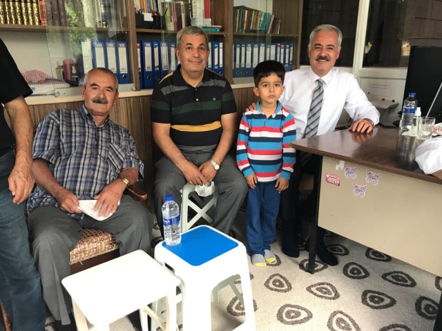 VALİ SEYMENOĞLU MEHMET TÖNGE MAHALLESİNİ ZİYARET ETTİ