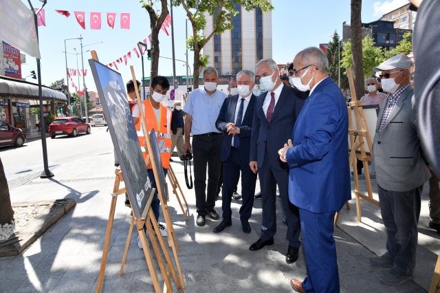Vali Seymenoğlu ve Başkan Başdeğirmen fotoğraf sergisini gezdi
