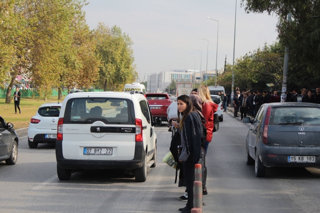 Vasiyetiyle örnek olan Aslıhan’ı arkadaşları andı  