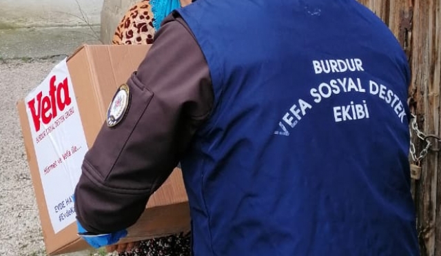 Vefa Sosyal Destek Grubu Burdur'da vatandaşları yalnız bırakmadı