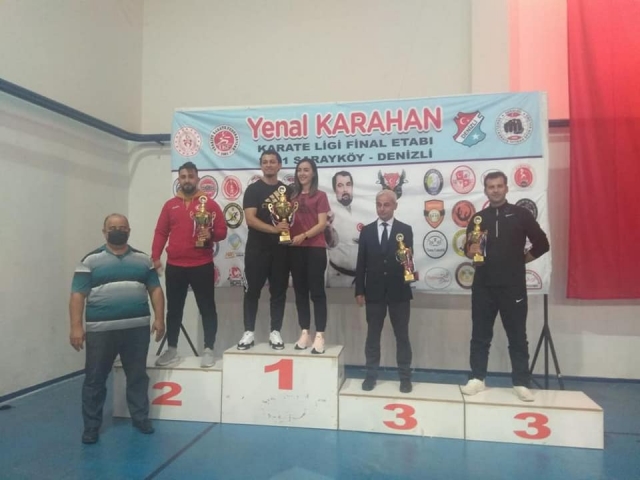 YALVAÇ'TA BÜYÜK GURUR!  MADALYA VE KUPAYI ALDILAR!