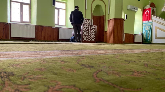 Yalvaç'ta camilerin temizliği tamamlandı